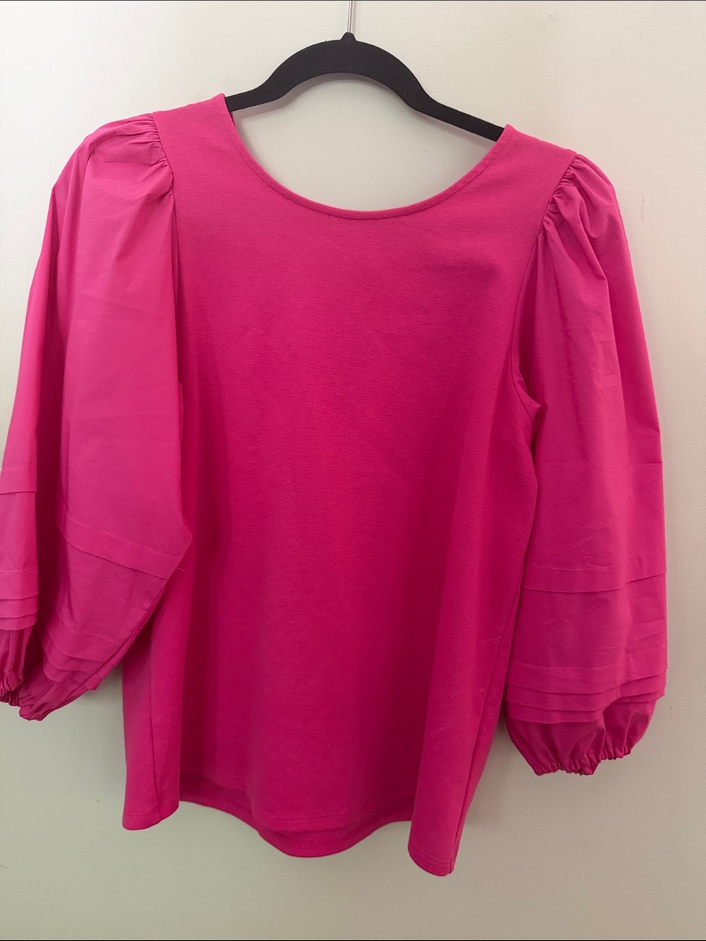 Crown & Ivy 3/4 Puff Sleeve, Tie back